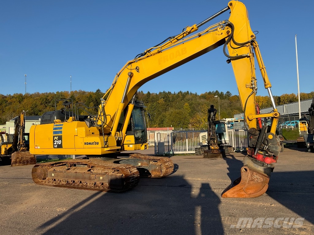 Komatsu PC 210 LC-11 Kāpurķēžu ekskavatori