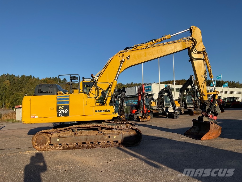 Komatsu PC 210 LC-11 Kāpurķēžu ekskavatori