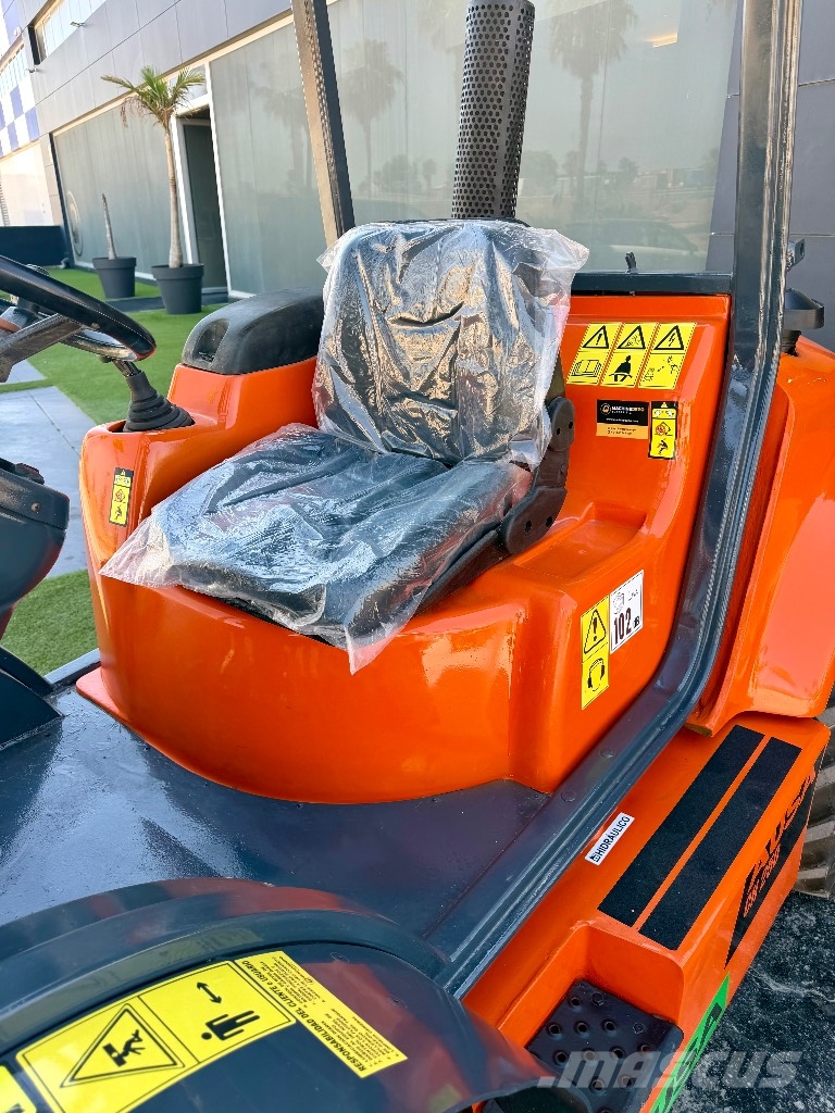 Ausa CH 250 X4 Wózki widłowe terenowe