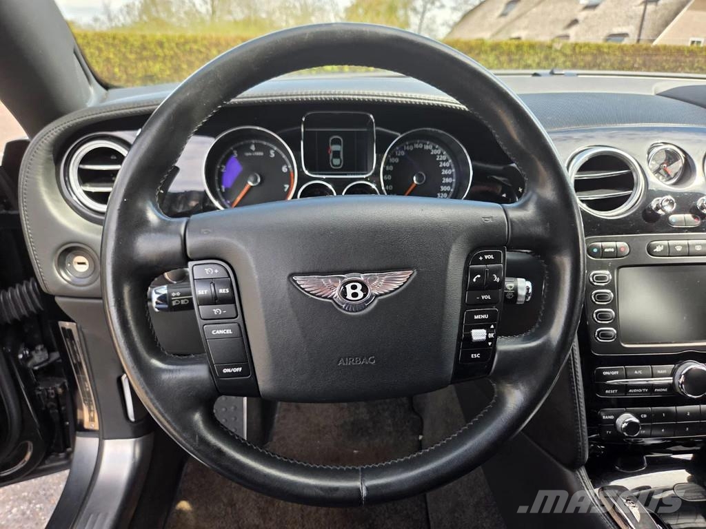 Bentley Continental Flying Spur 6.0 W12 PKWs
