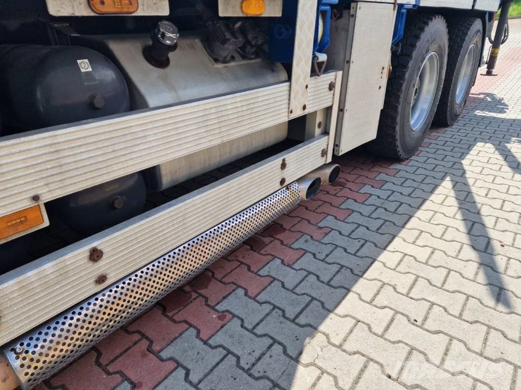 Scania R 560 do drewna do lasu Vozy na přepravu kmenů
