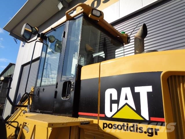 CAT 930 G Naudoti ratiniai krautuvai