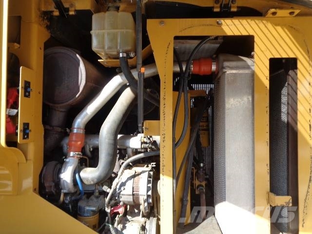 CAT 930 G Naudoti ratiniai krautuvai
