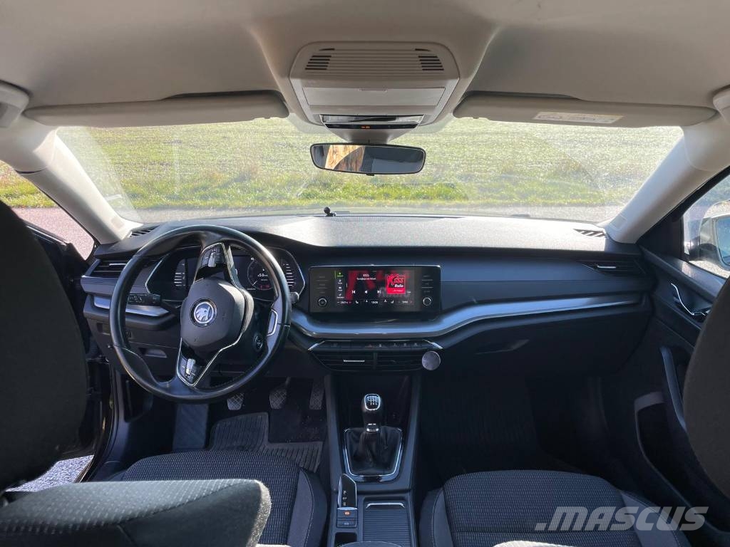 Škoda Octavia 自動車