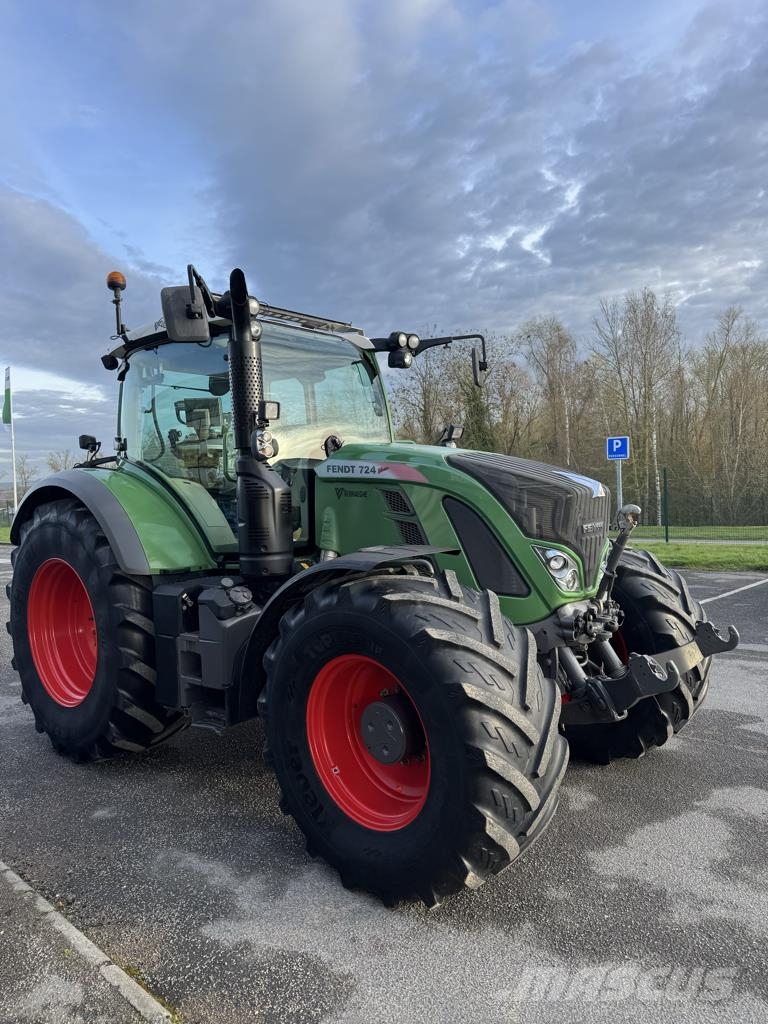 Fendt 724 VARIO PROFI + Traktorer
