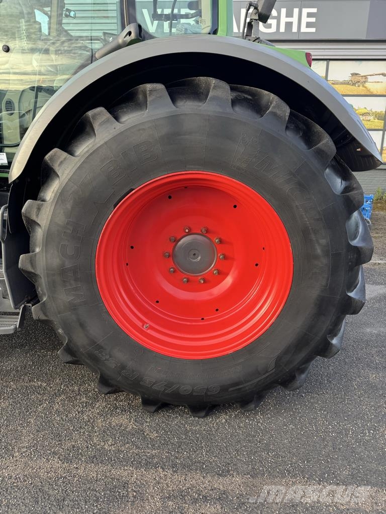Fendt 724 VARIO PROFI + Трактори