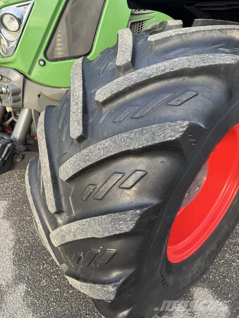 Fendt 724 VARIO PROFI + Traktorer