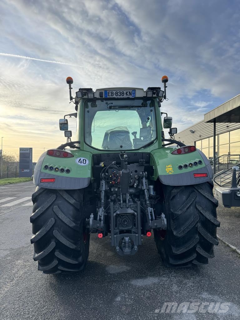 Fendt 724 VARIO PROFI + Traktorer
