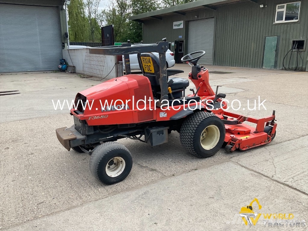 Kubota F 3680 Sitteklippere