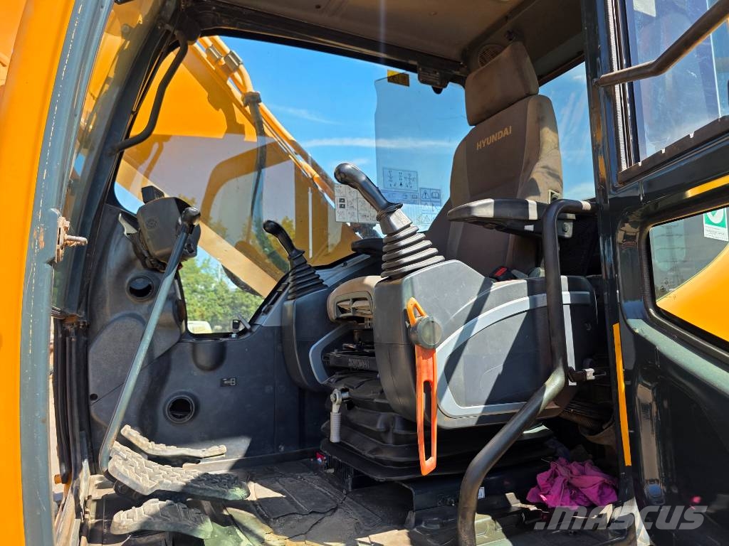Hyundai Robex 220 LC-9 Excavadoras sobre orugas