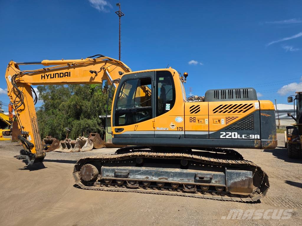 Hyundai Robex 220 LC-9 Excavadoras sobre orugas