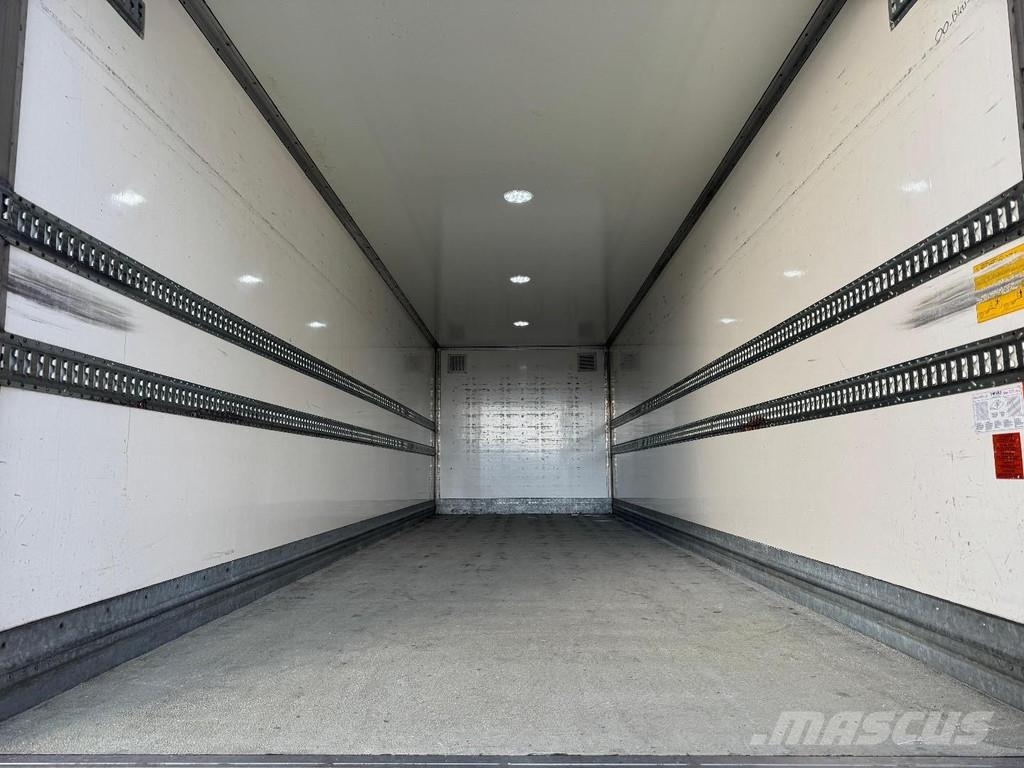 Mercedes-Benz Antos 2124 4X2 EURO 6 + ANTEO LIFT Furgons