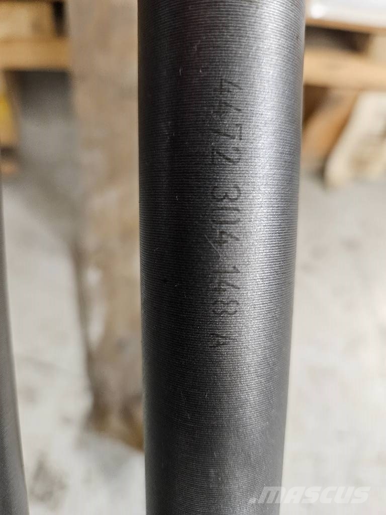 Scania ja Volvo Voimanulosottoja, Useita erilaisia Υδραυλικά