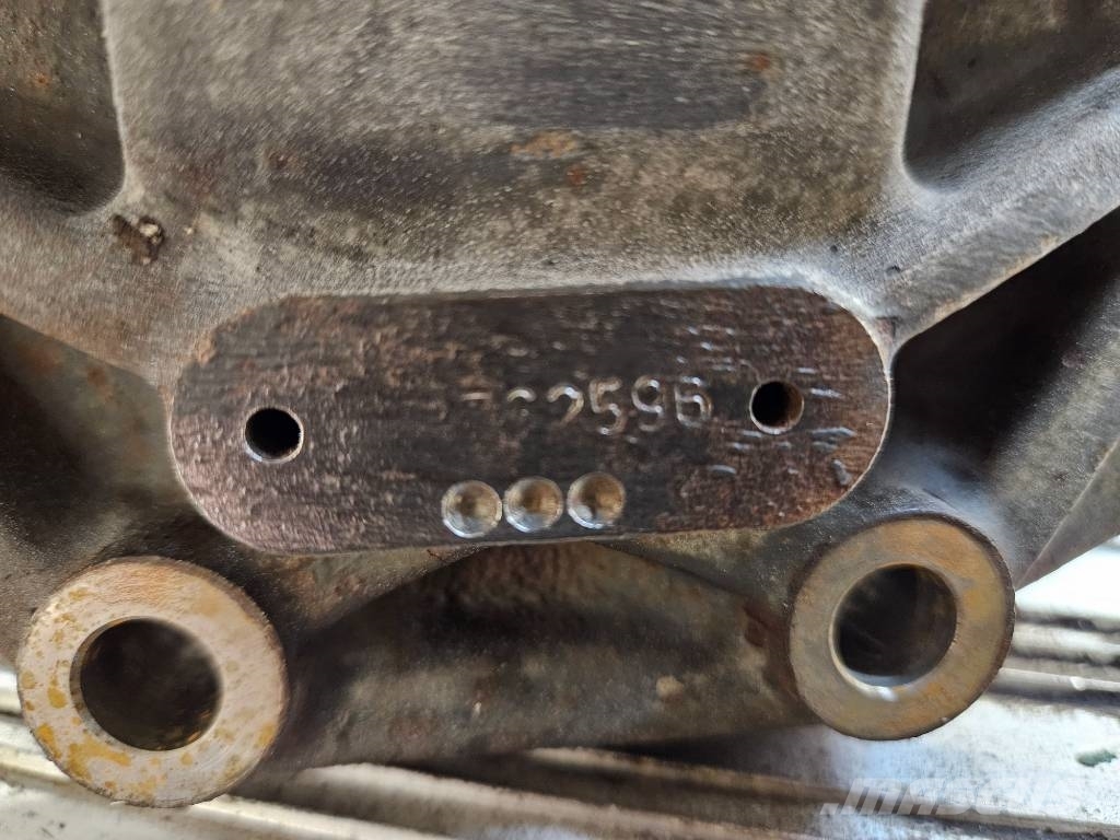Scania ja Volvo Voimanulosottoja, Useita erilaisia Υδραυλικά
