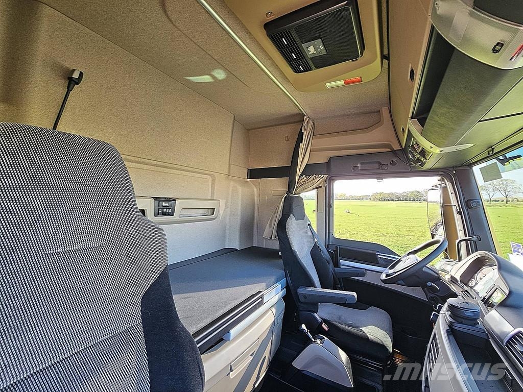 MAN 18.470 TGX Tractor Units
