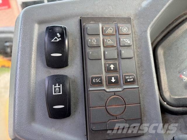 Volvo L 35 G 輪胎式裝載機