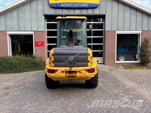 Volvo L 35 G 輪胎式裝載機