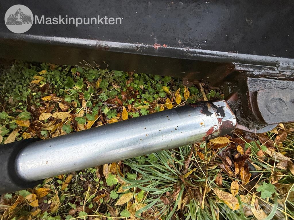 Holms Snöplog Lumekoristusmasinad