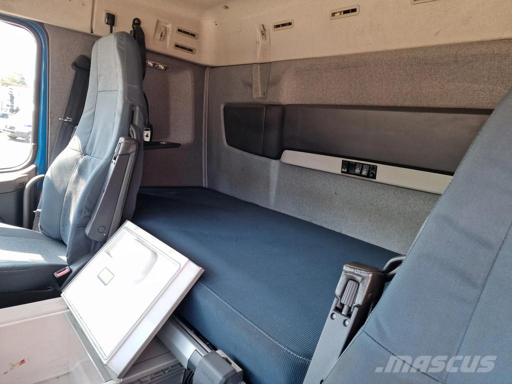 Volvo FH 460 EEV - 6X2 - manual - stand clima - straight Trækkere