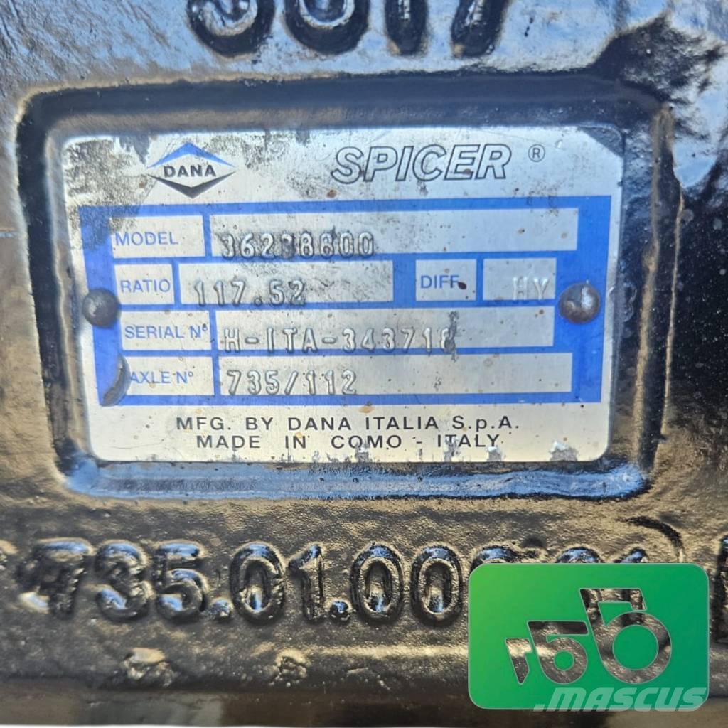 Valtra N111 Dana Spicer Front Axle 7350100961 Rama i zawieszenie