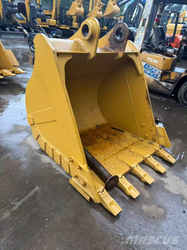 CAT 330 D L 履带挖掘机