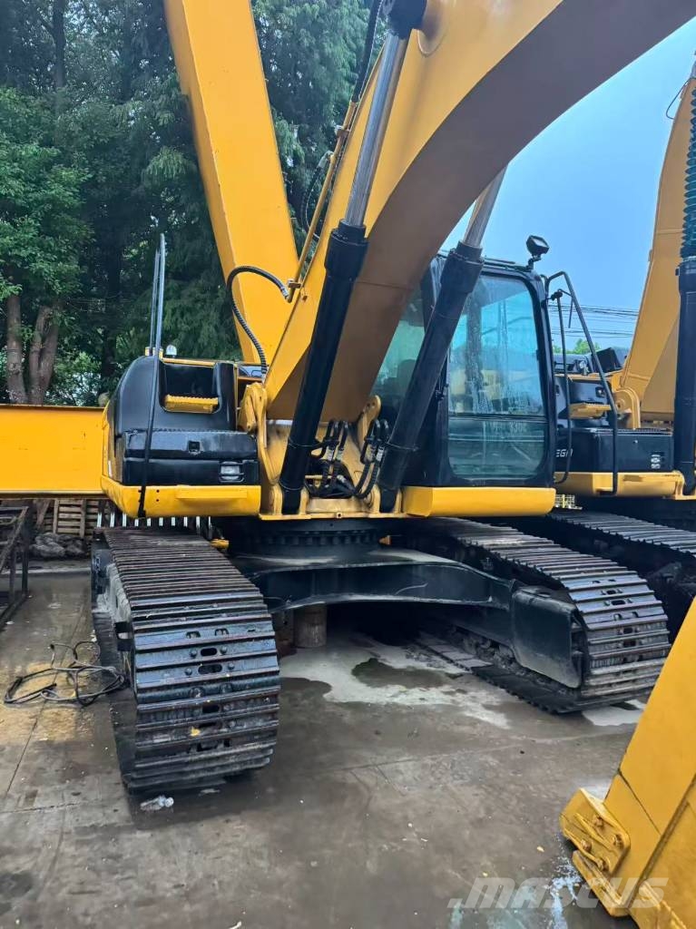 CAT 330 D L 履带挖掘机