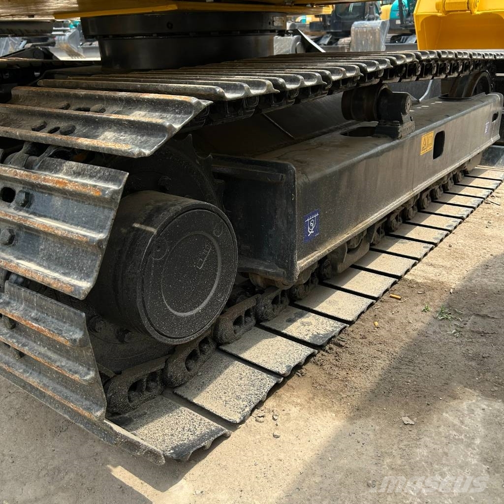 Komatsu 60-8 Escavadeiras de esteiras