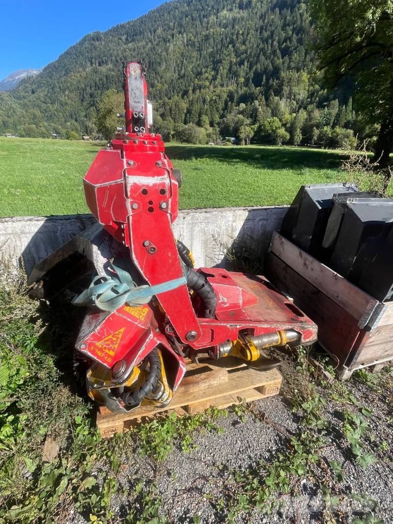 Konrad Highlander Harvesters