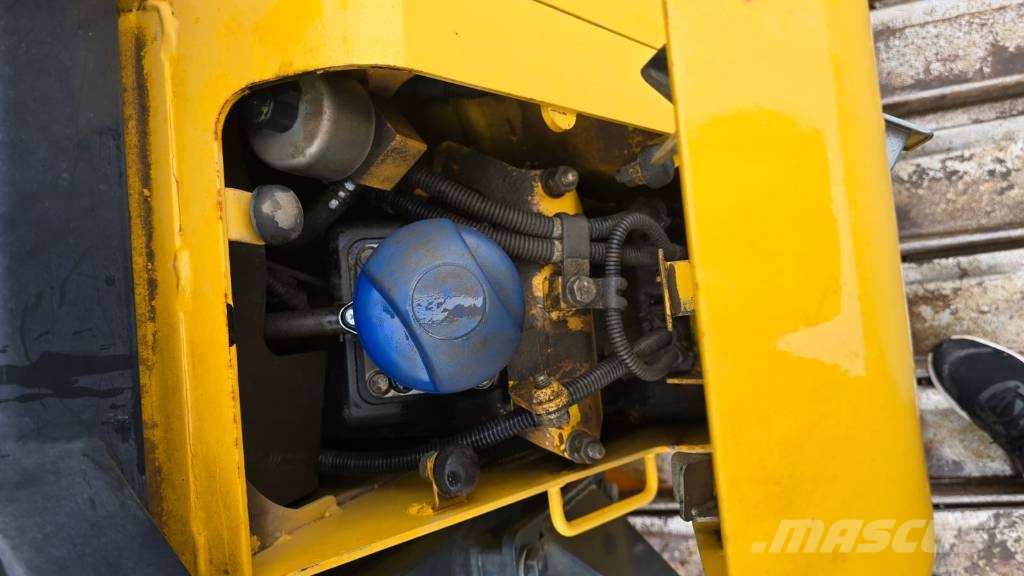 Komatsu D 61 PX Kāpurķēžu buldozeri