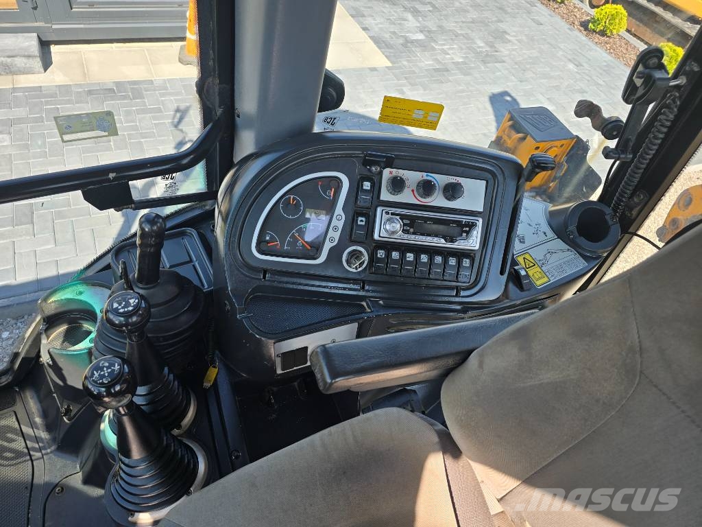 JCB 3 CX Contractor 反鏟裝載機