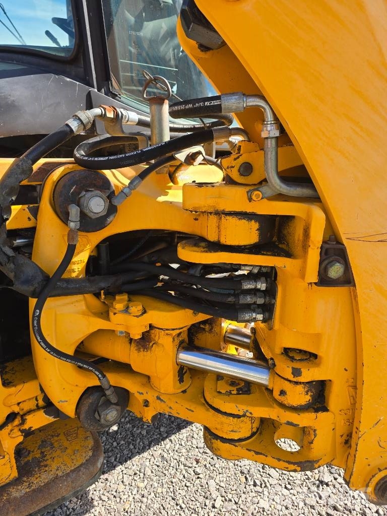 JCB 3 CX Contractor 反鏟裝載機