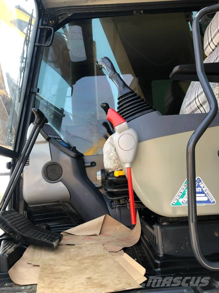Komatsu 450 Εκσκαφείς με ερπύστριες