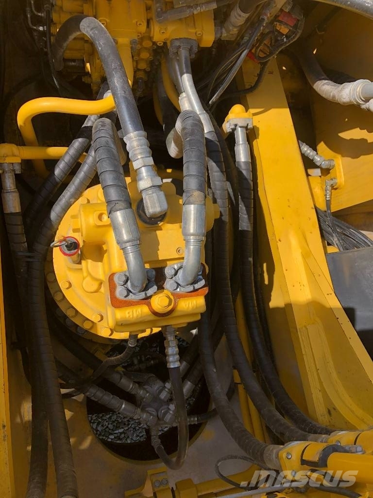 Komatsu 450 Εκσκαφείς με ερπύστριες