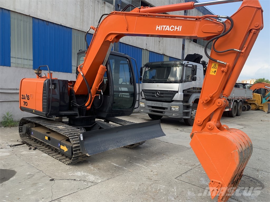 Hitachi ZX 70 LC Väikeekskavaatorid 7t-12t