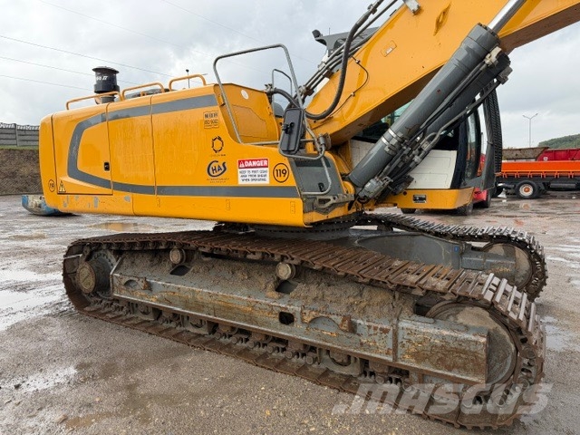 Liebherr R 946 Rupsgraafmachines