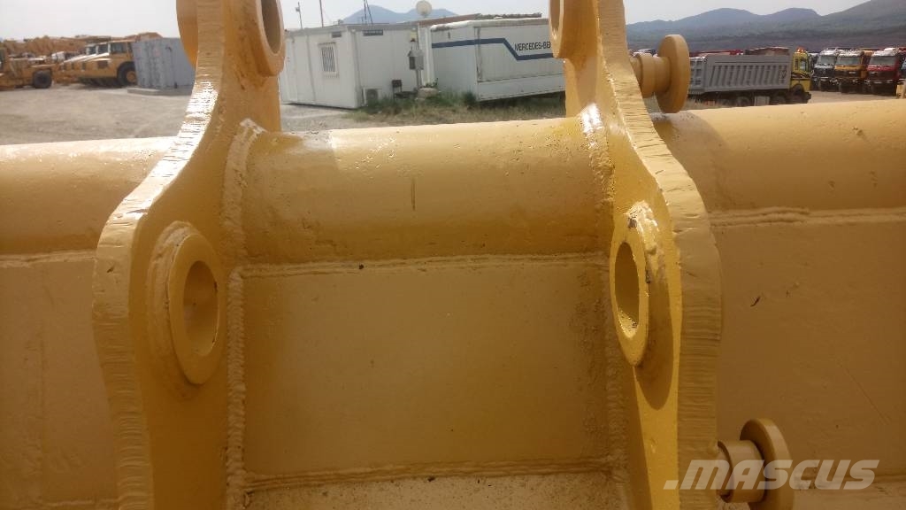 Κουβάς (bucket) Caterpillar 245 鏟斗