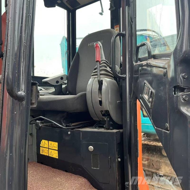Hitachi ZX 55 حفارات صغيرة أقل من 7 طن (حفارات صغيرة)