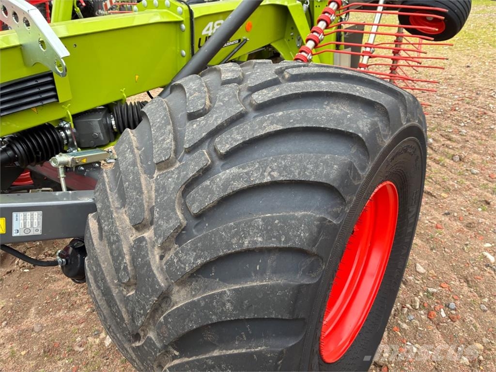 CLAAS Liner 4800 Business Pro Schwader