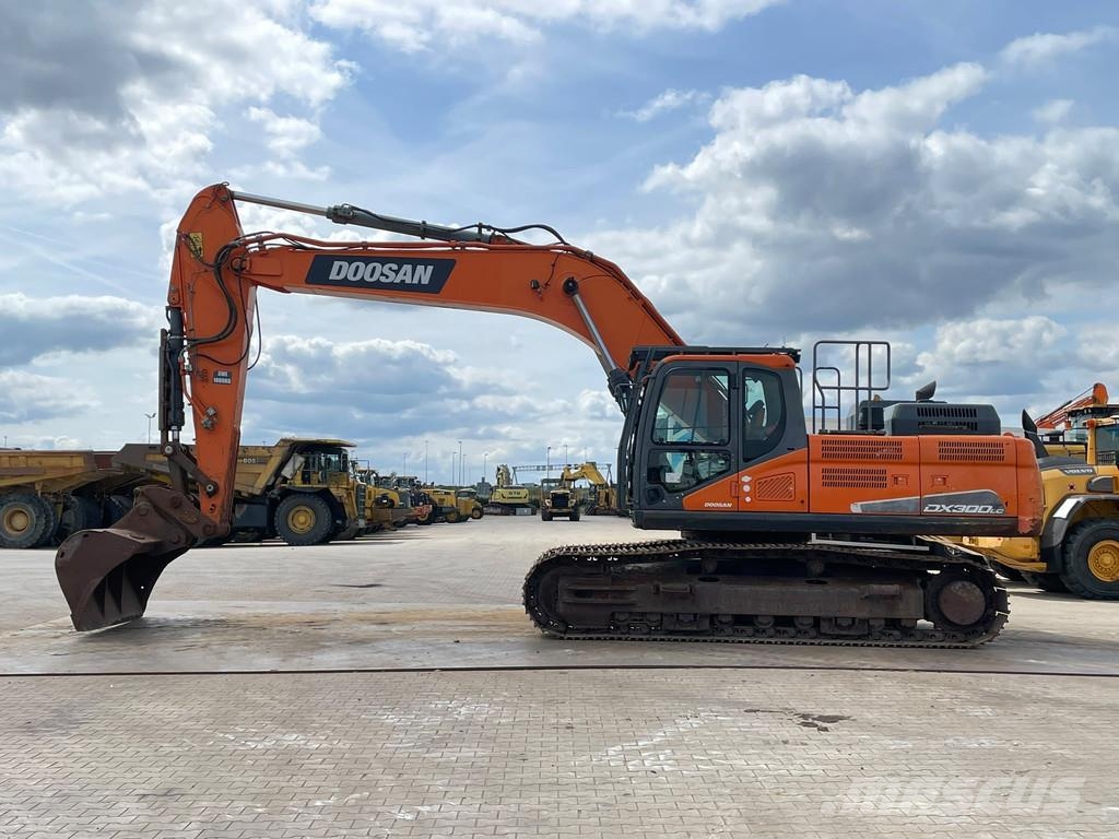 Doosan DX300LC-5 Excavadoras sobre orugas