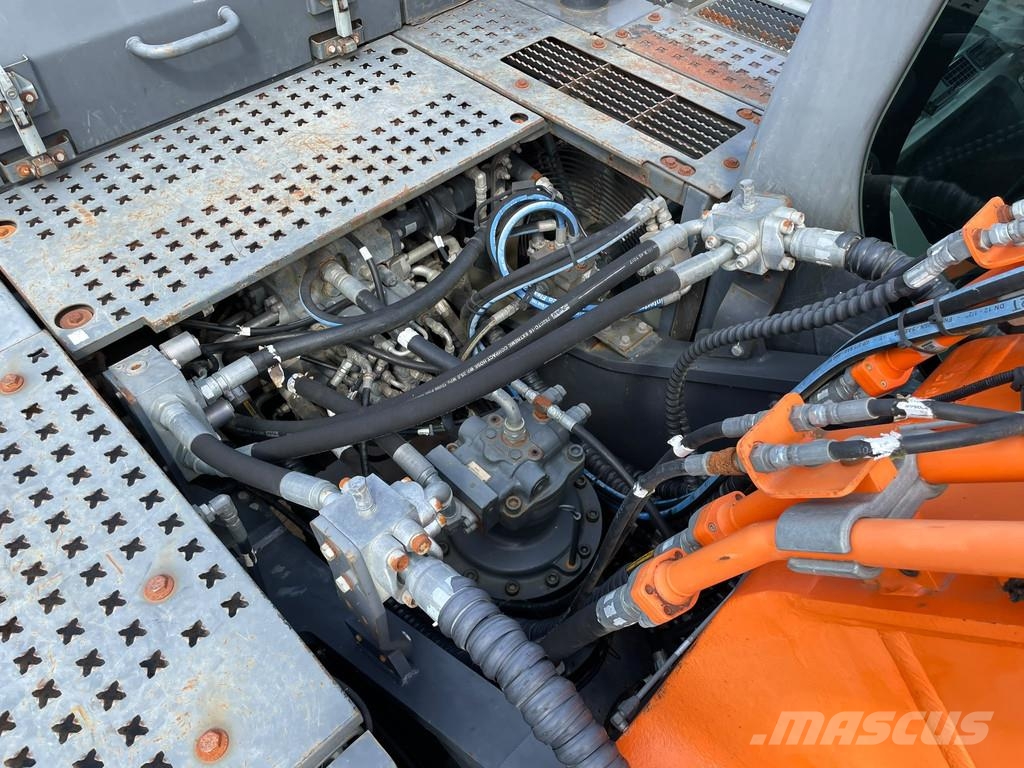 Doosan DX300LC-5 Excavadoras sobre orugas