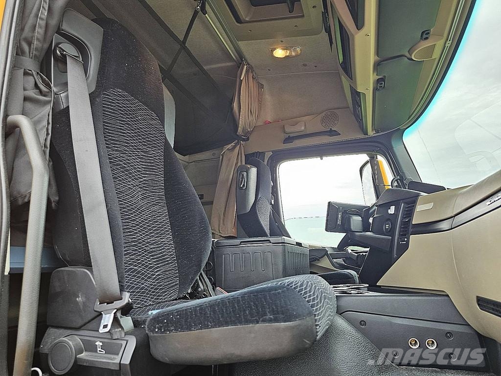 Mercedes-Benz ACTROS 1840 Prime Movers