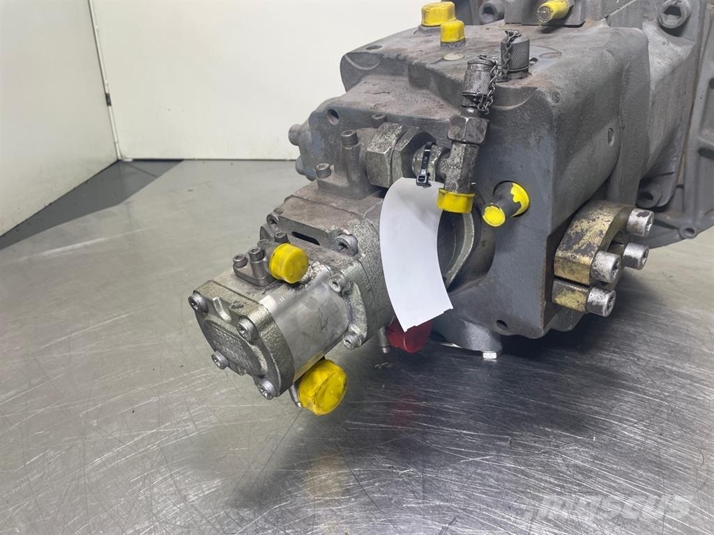 Liebherr LH24M-10675877-Gearpump/Zahnradpumpe/Tandwielpomp Hydraulics