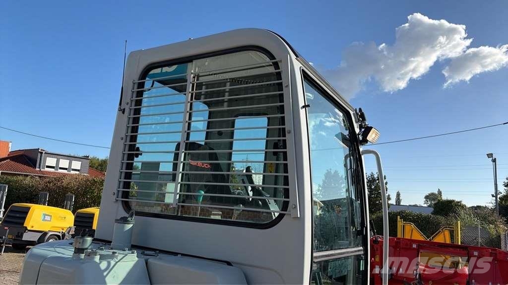 Takeuchi TB138FR Polovni specijalni bageri