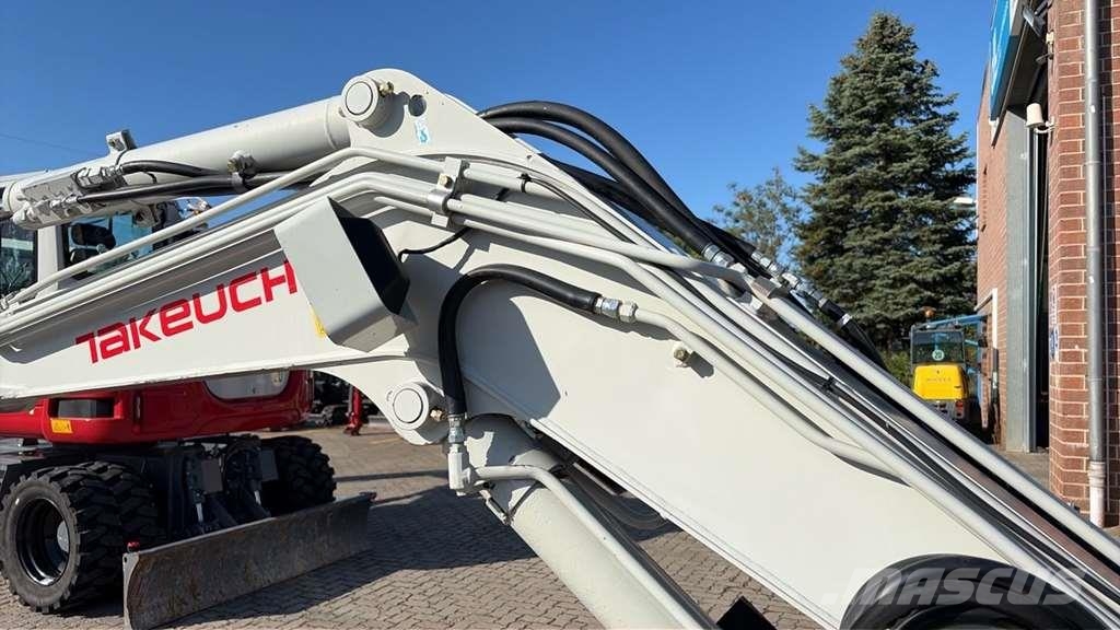 Takeuchi TB138FR Polovni specijalni bageri