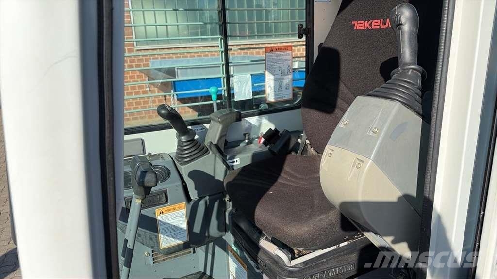 Takeuchi TB138FR 특수 굴삭기