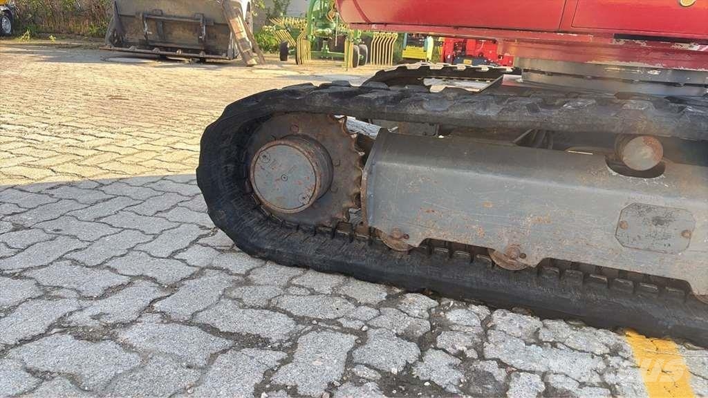 Takeuchi TB138FR 특수 굴삭기