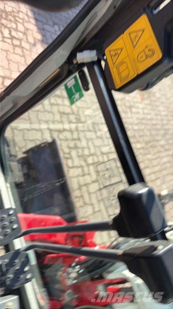 Takeuchi TB138FR Polovni specijalni bageri