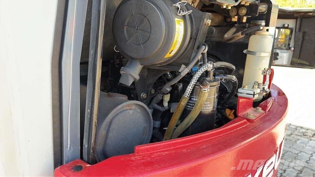 Takeuchi TB138FR Polovni specijalni bageri