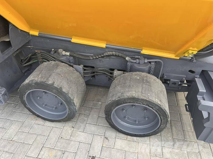 Volvo P 6870C Asfaltutleggere