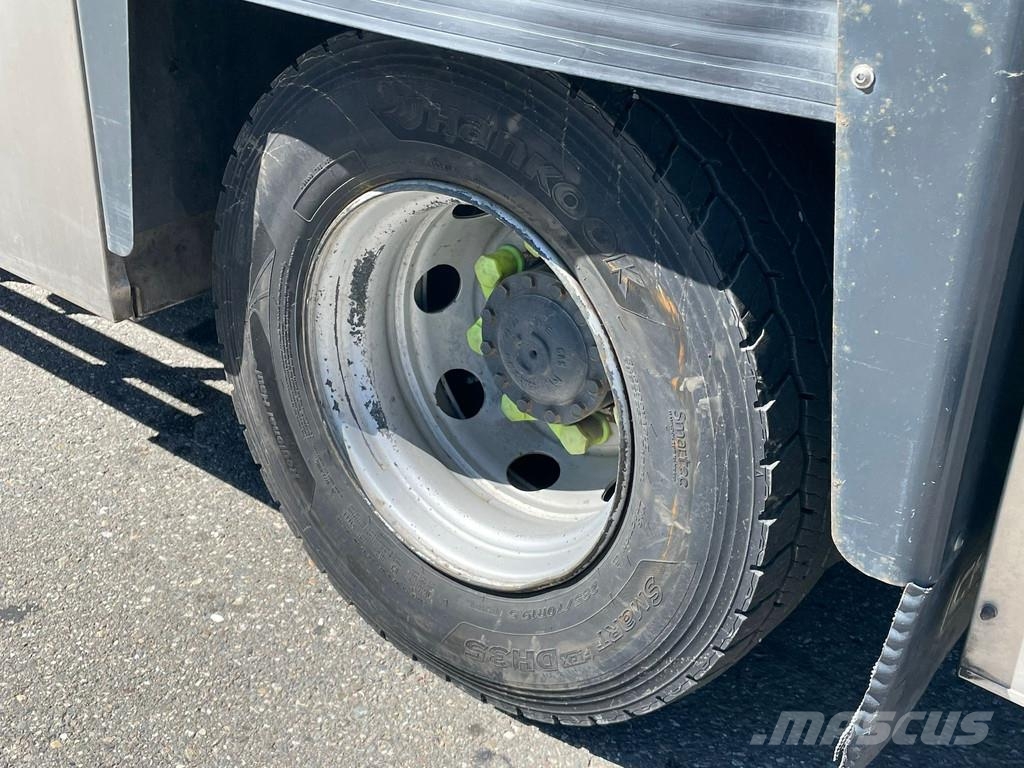 Iveco EUROCARGO ML150E25P Camion a temperatura controllata